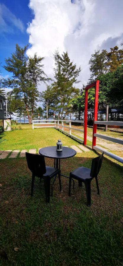 Kotak Kotak Borneo Villa Kudat Exteriör bild