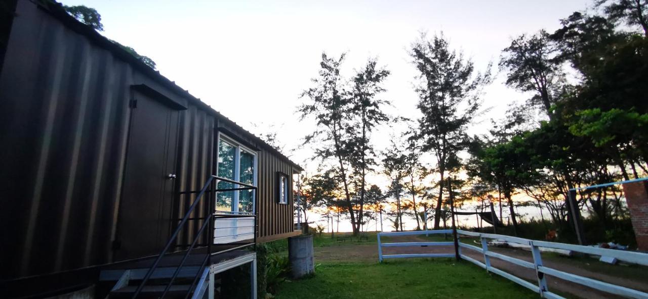 Kotak Kotak Borneo Villa Kudat Exteriör bild
